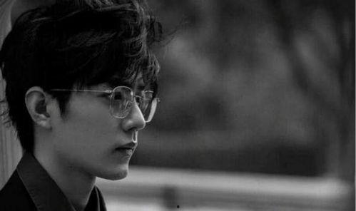 娱乐吃瓜人气小生